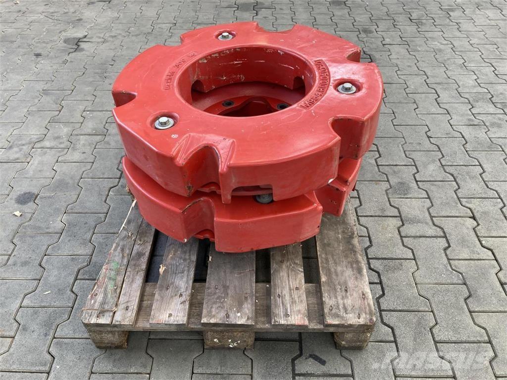 Fendt 2x 300 kg Maszyny rolnicze - Inne