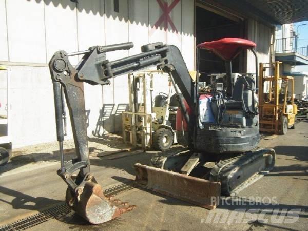 Komatsu PC30UU-3 Minikoparki