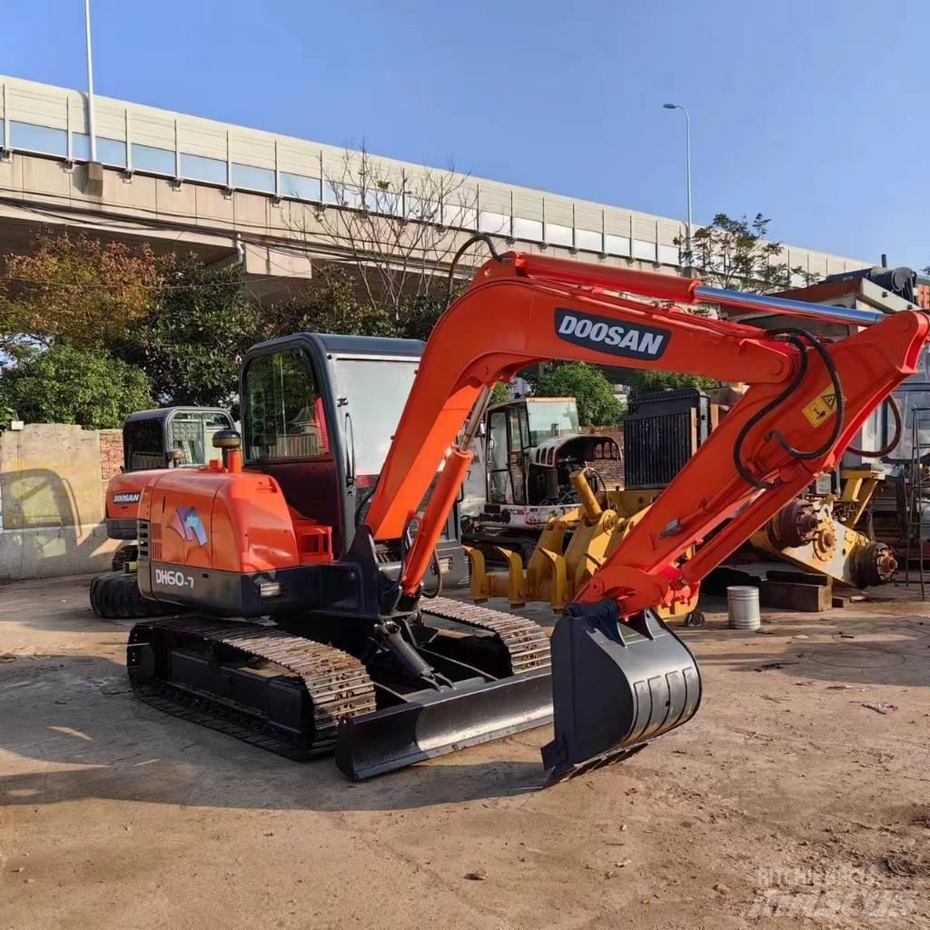 Doosan DH 60-7 Minikoparki