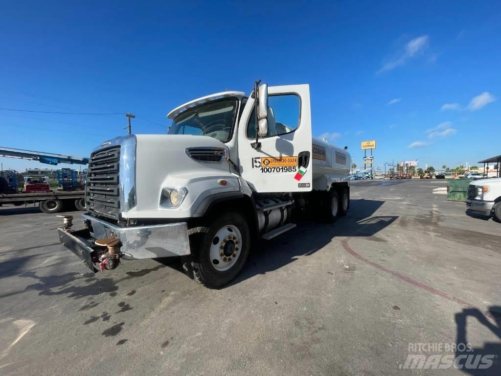 Freightliner 108 SD Polewaczki