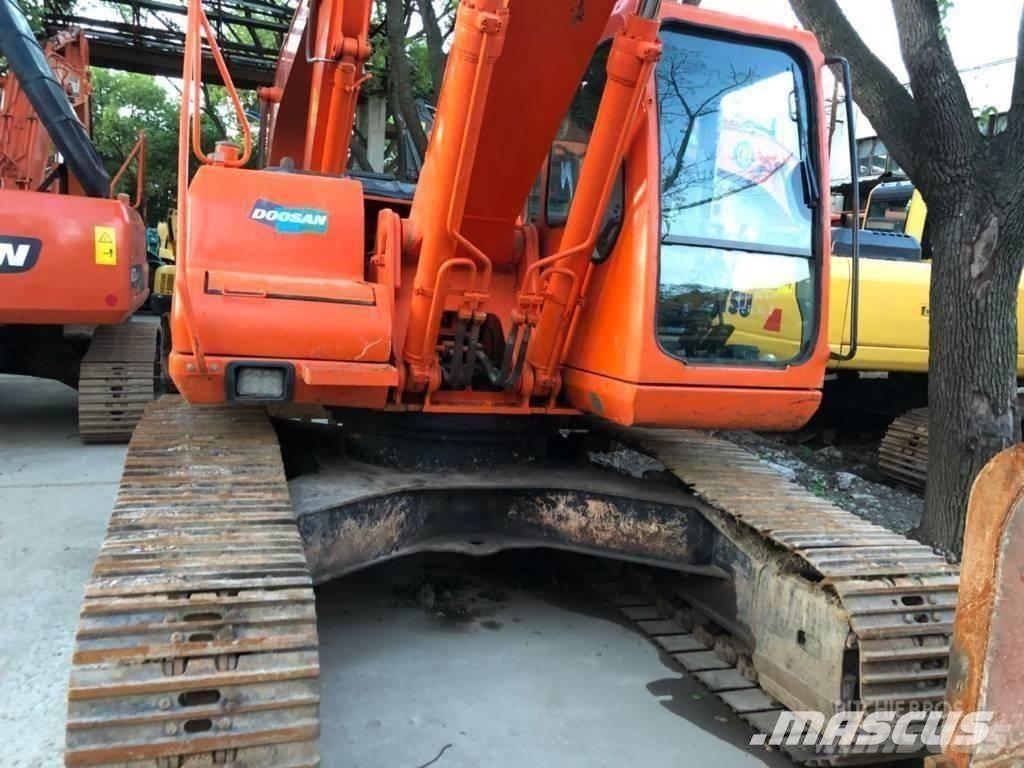 Doosan 220-7 Koparki gąsienicowe