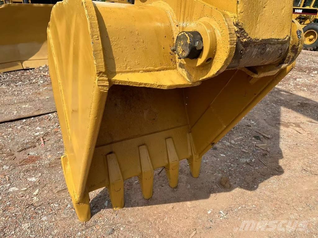 CAT 320 B Koparki gąsienicowe