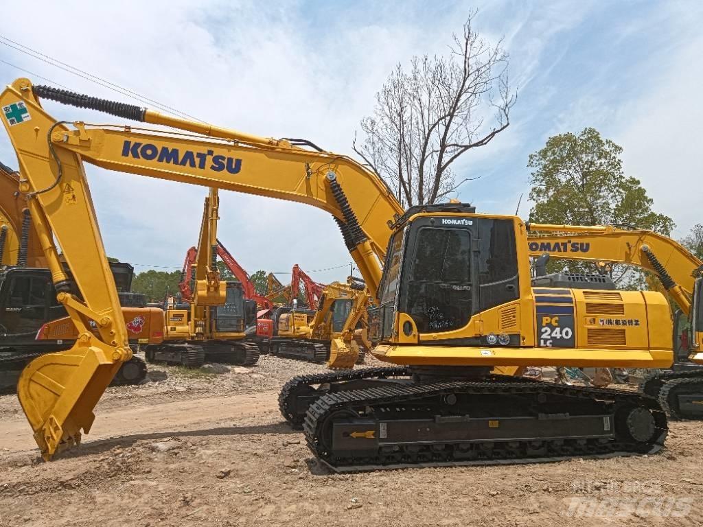 Komatsu PC 240 Koparki gąsienicowe