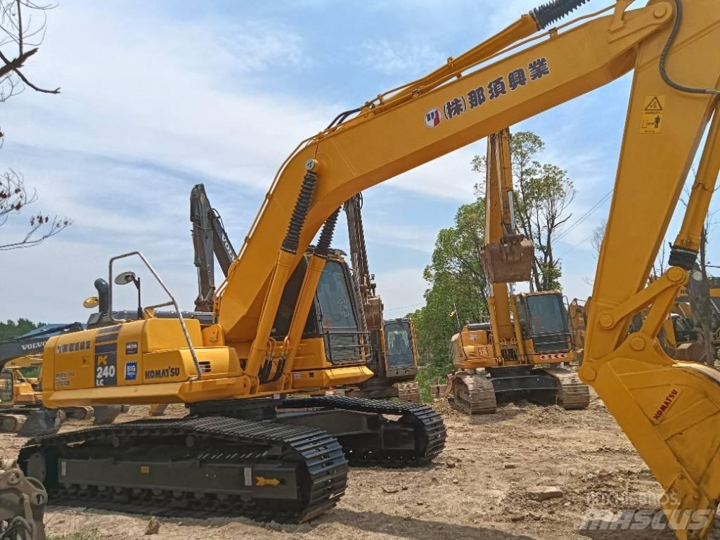 Komatsu PC 240 Koparki gąsienicowe