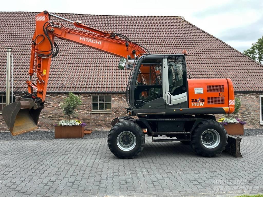 Hitachi ZX 140 W-3 Koparki kołowe