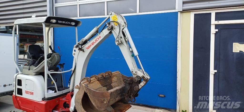 Takeuchi TB 215 R Minikoparki