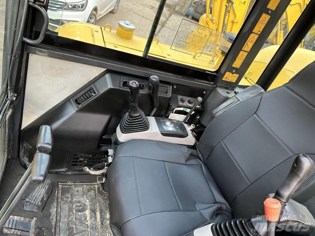 Komatsu PC56-7 Minikoparki