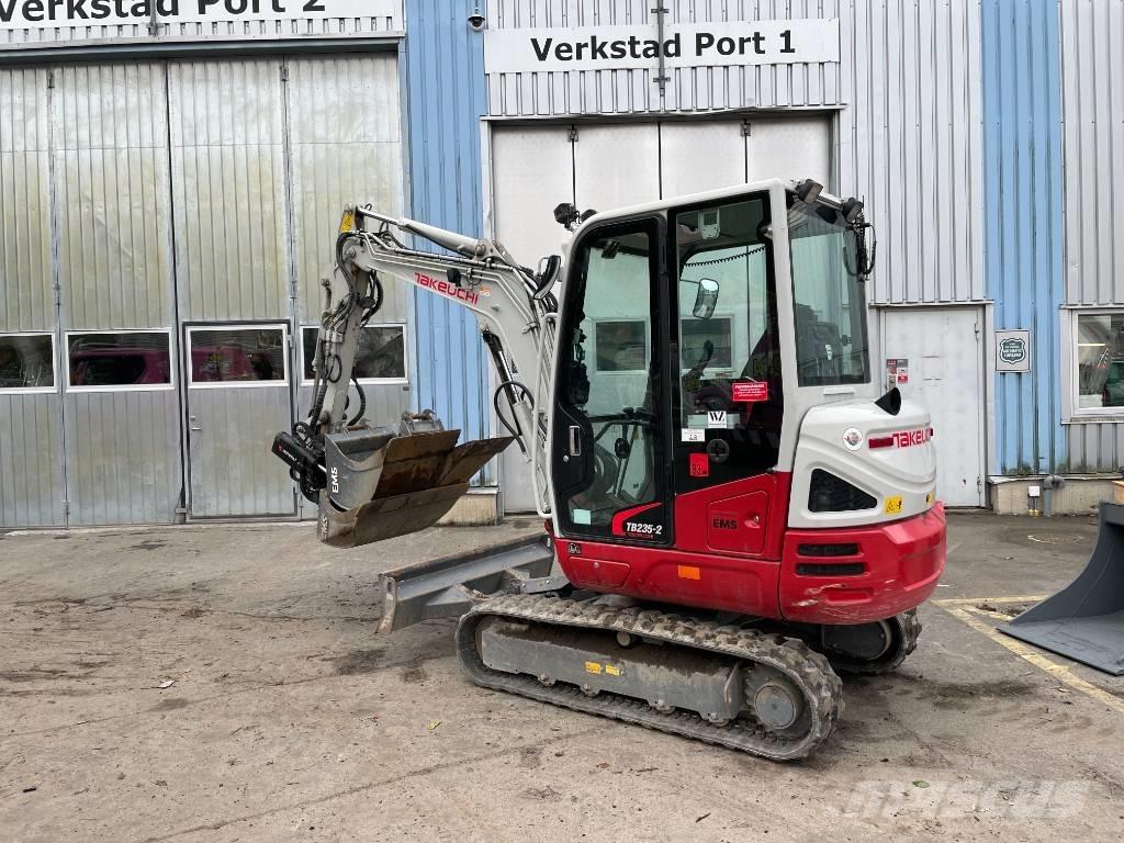 Takeuchi TB 235-2 Minikoparki