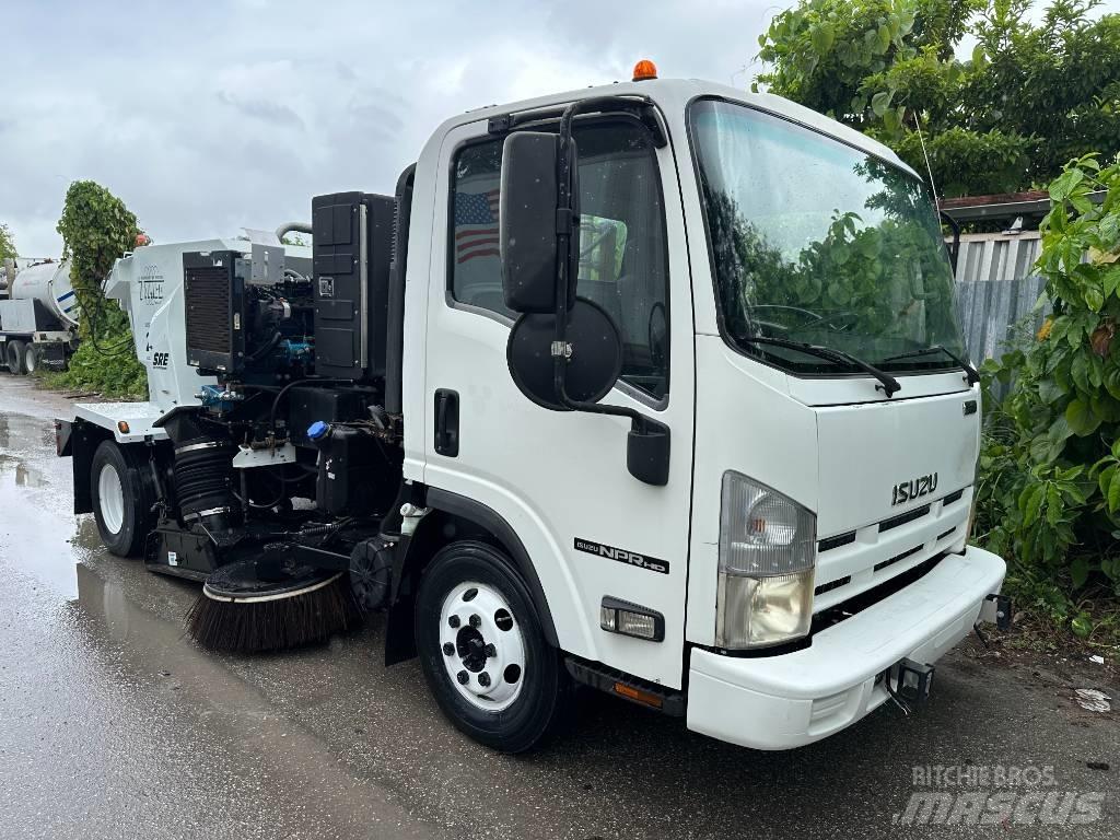 Isuzu NPR HD Zamiatarki