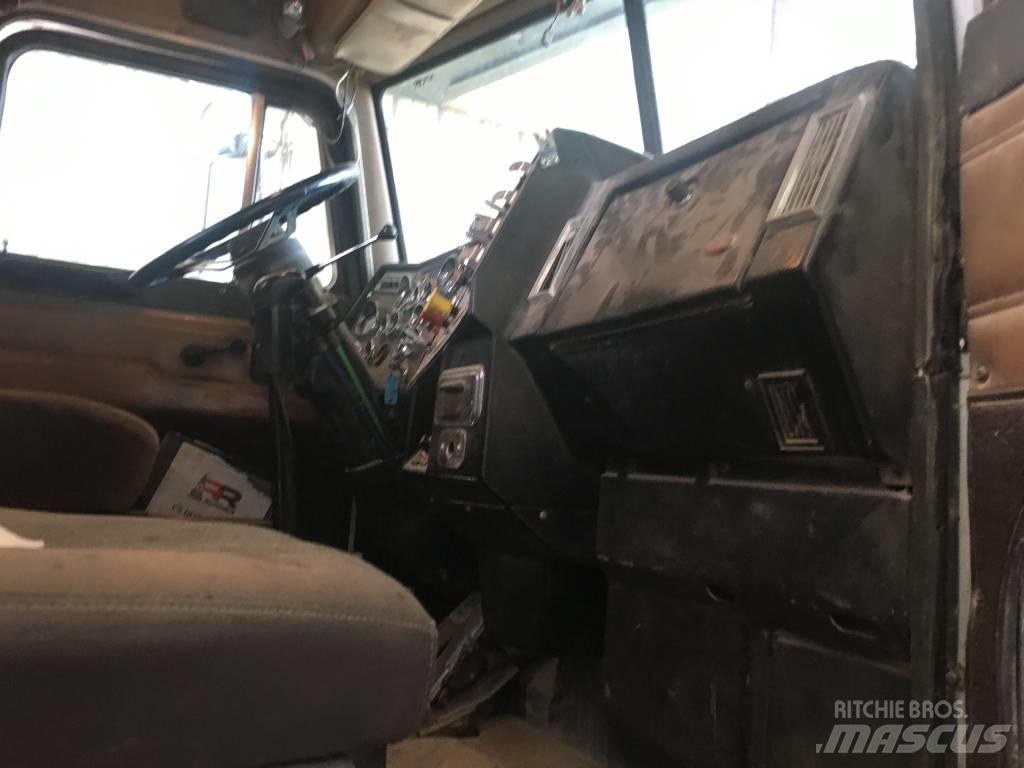 Peterbilt 378 Traktory spawalnicze