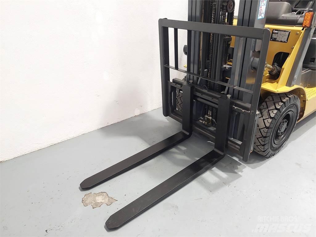 CAT DP18NTD Wózki Diesla