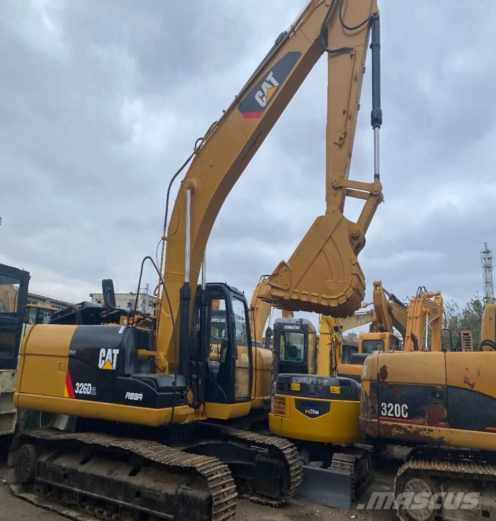 CAT 326D2L Koparki gąsienicowe