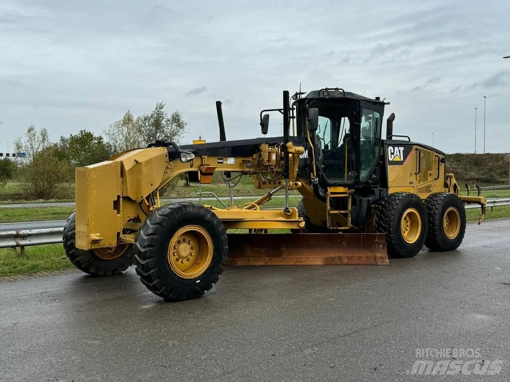 CAT 140M Równiarki