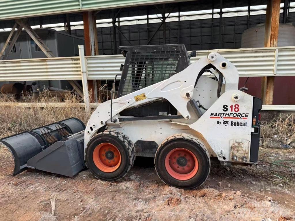 Bobcat S 18 Ładowarki burtowe