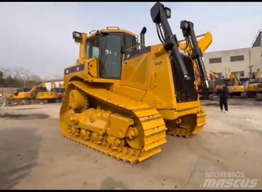 CAT D 8 T Spycharki gąsienicowe