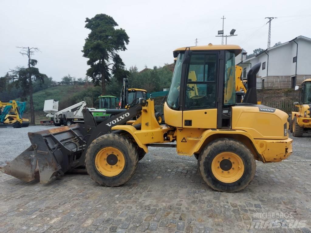 Volvo L 30 G Ładowarki kołowe