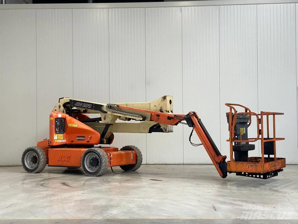 JLG M450AJ Podnośniki przegubowe