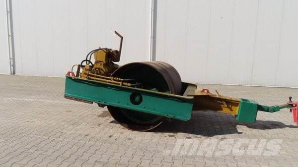 Vibromax W 501 Holowane walce wibracyjne