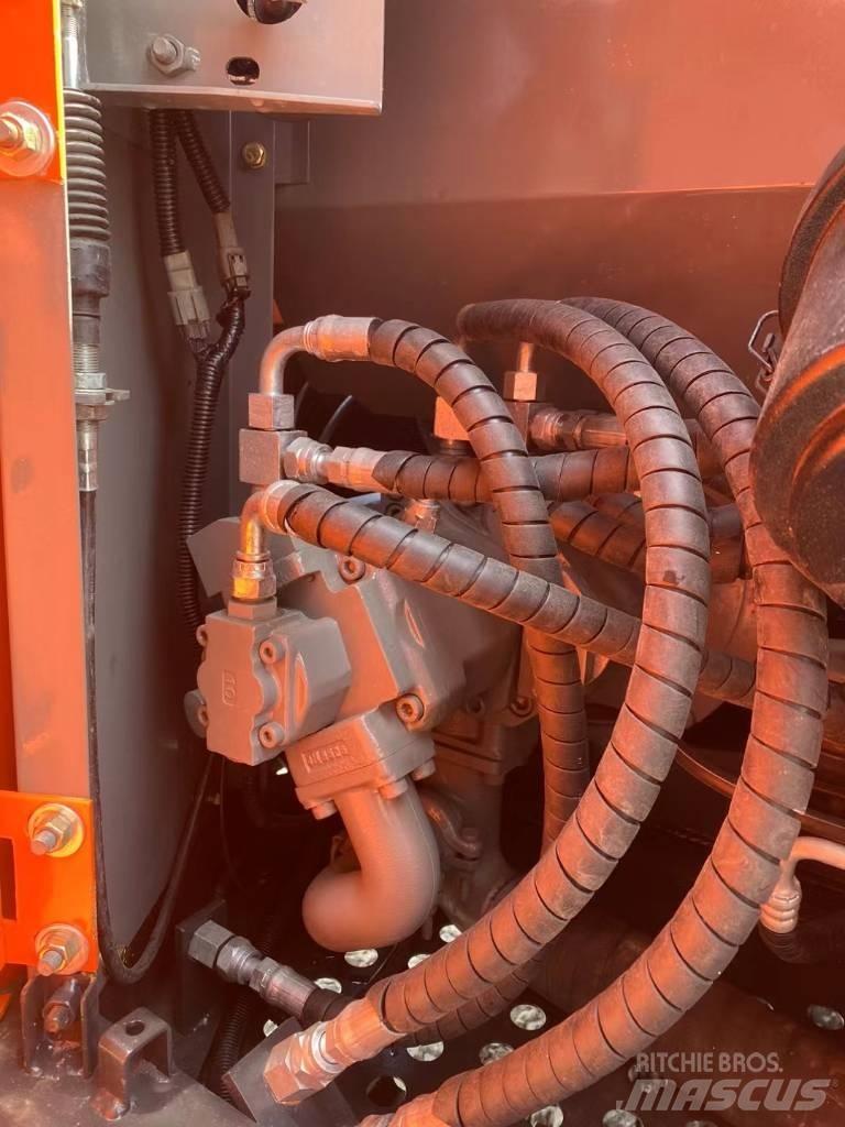 Hitachi 70-5A Koparki gąsienicowe