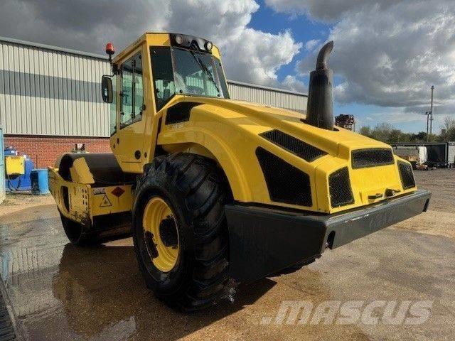 Bomag BW 213 D H-4 Walce jednobębnowe