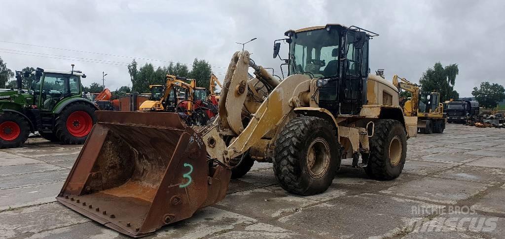 CAT 938M Ładowarki kołowe