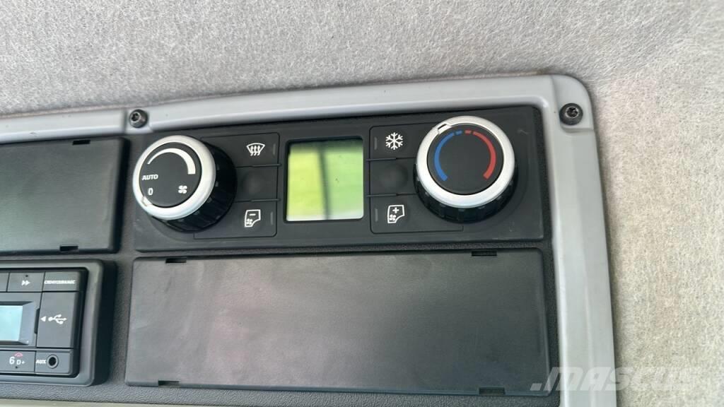 Valtra Q305 Ciągniki rolnicze