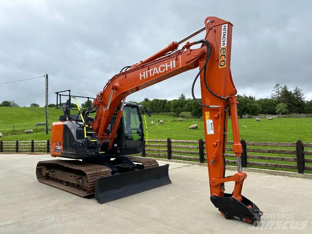 Hitachi ZX 135 US-6 Koparki gąsienicowe