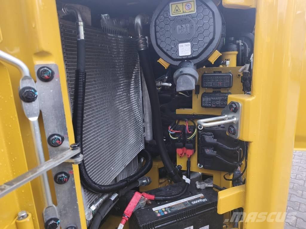 CAT 308 Koparki gąsienicowe