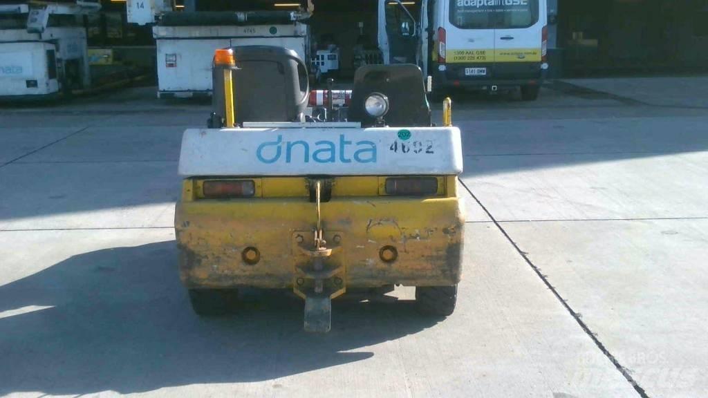 Toyota 02-2TD25 Magazynowanie - Inne