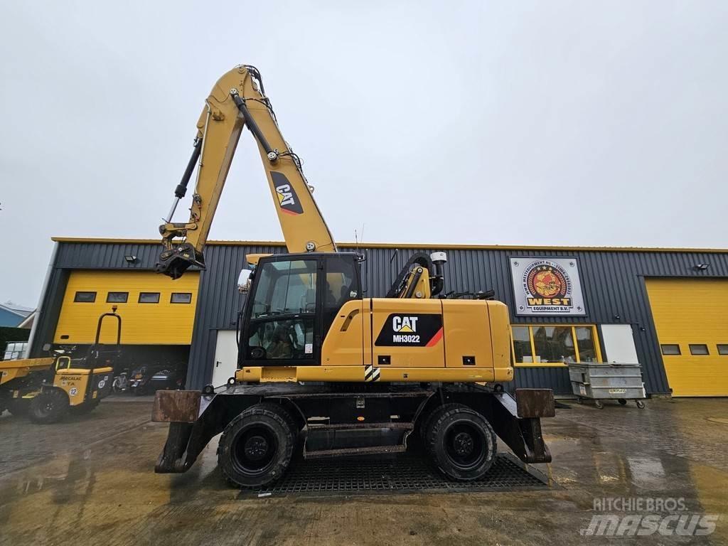 CAT MH 3022 Koparki przeładunkowe