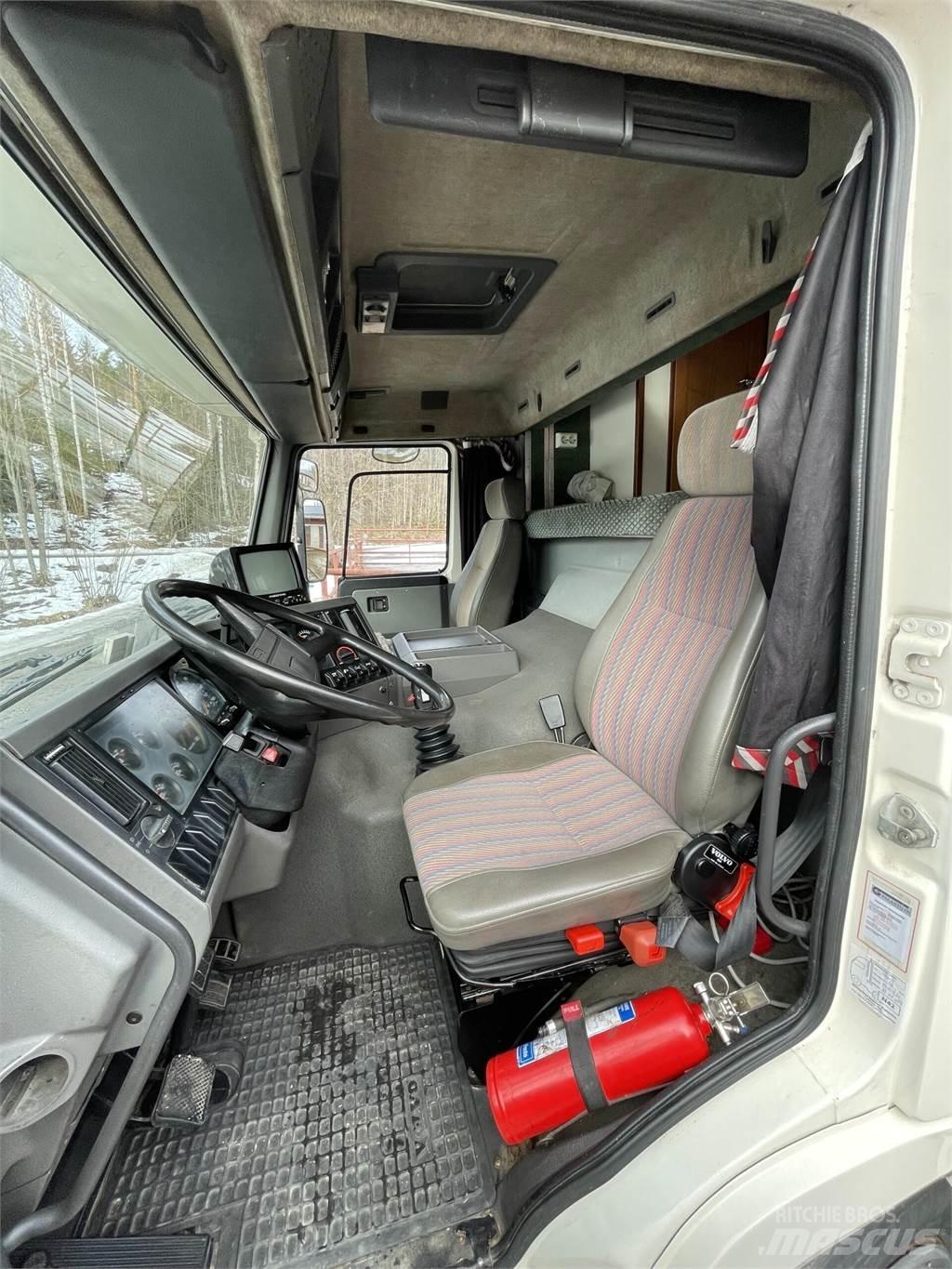 Volvo FL7 Pojazdy do transportu zwierząt