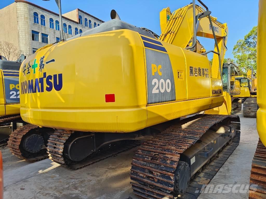 Komatsu PC 200-8 Koparki gąsienicowe