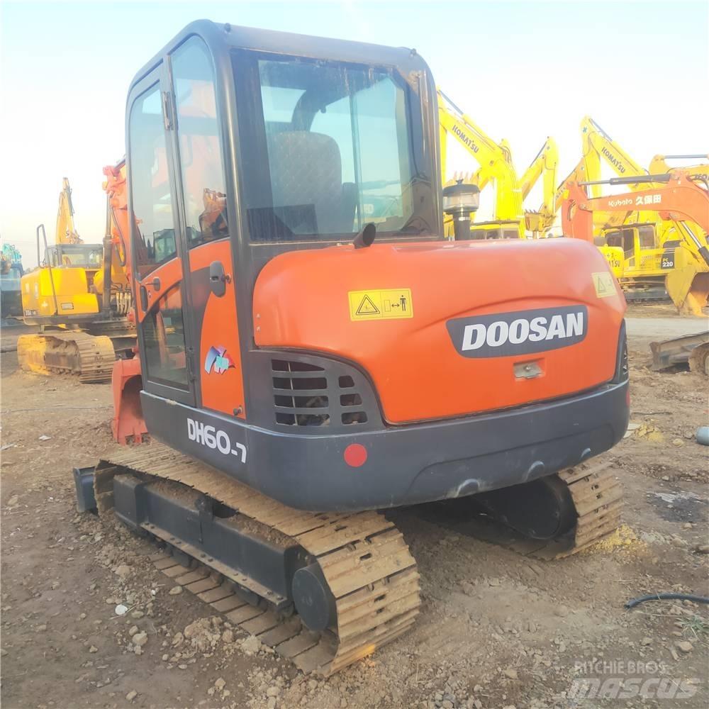 Doosan DH 60-7 Minikoparki