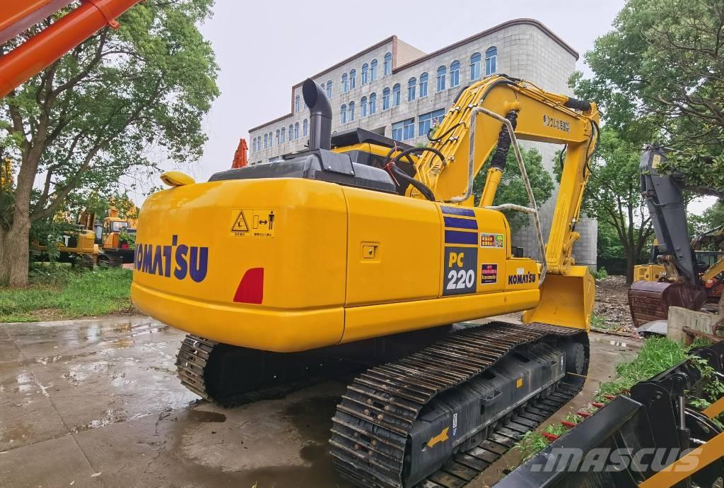 Komatsu PC 220-7 Koparki gąsienicowe