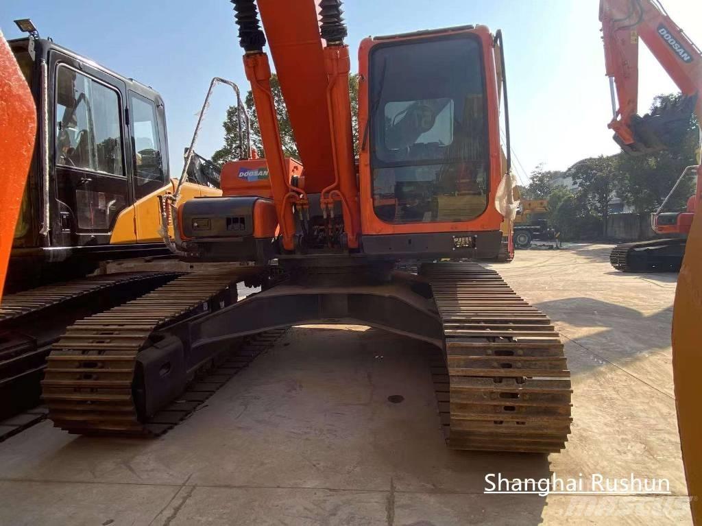 Doosan 225LC-9 Koparki gąsienicowe