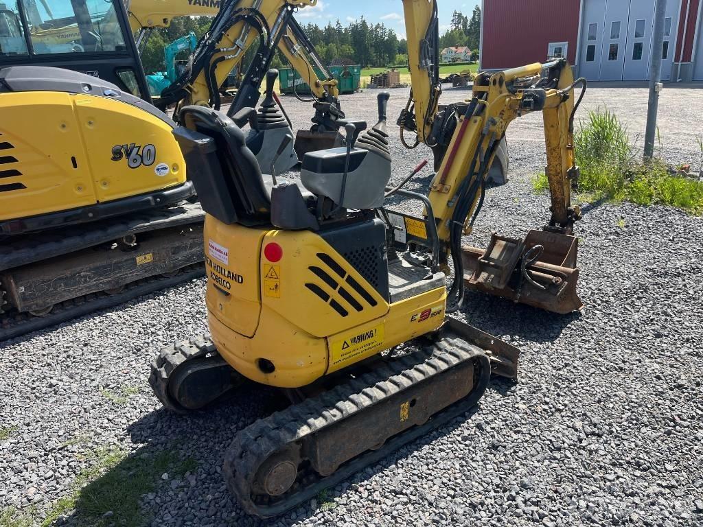New Holland E 09 SR Minikoparki