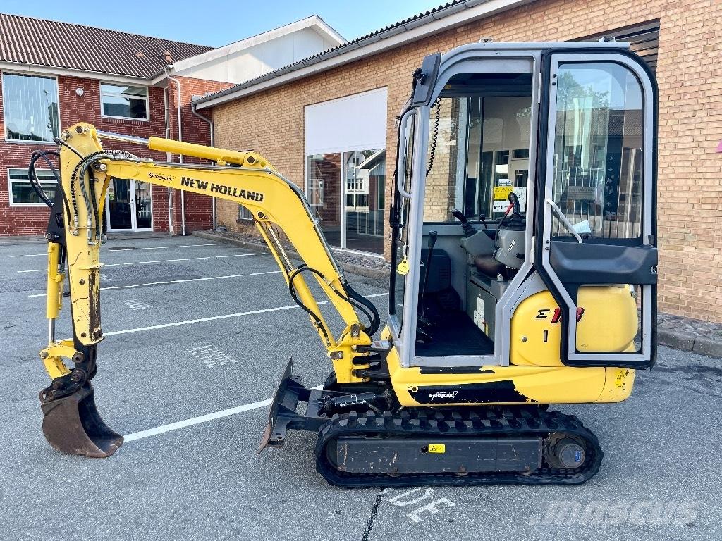 New Holland E 18 C Minikoparki