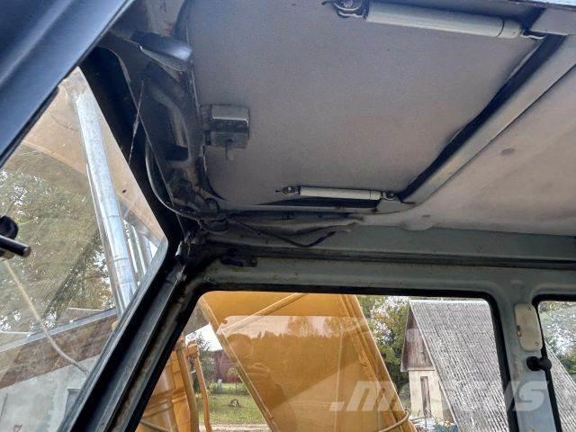 Sumitomo SH 100 Koparki gąsienicowe