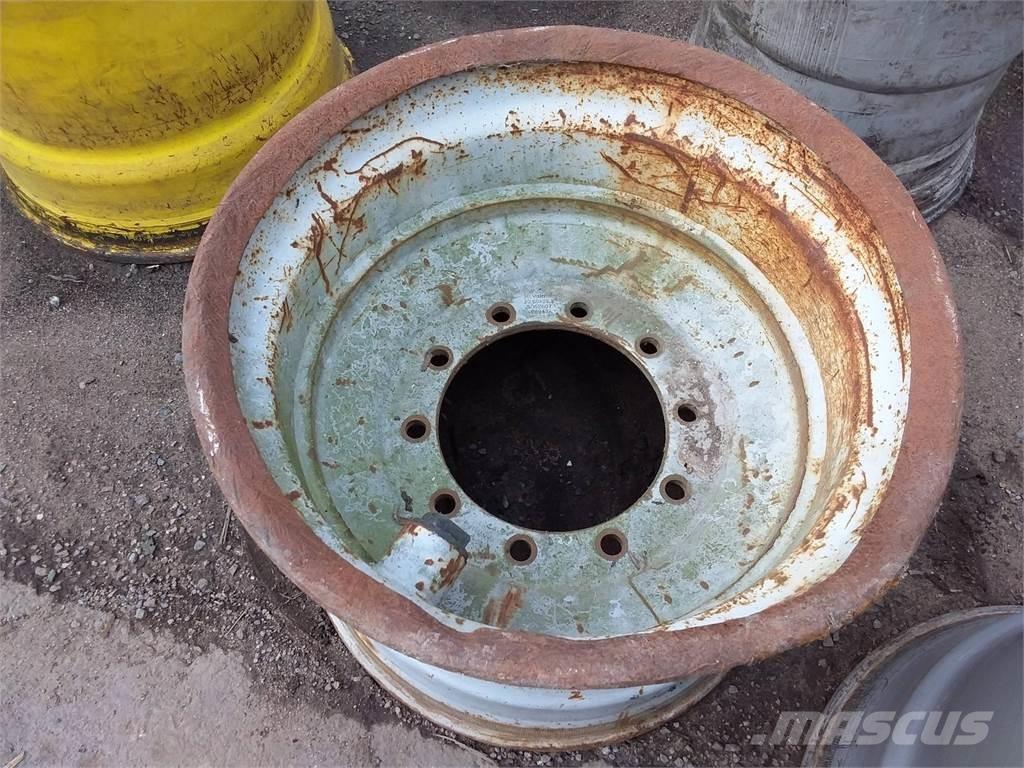 Valmet 860 20x26,5 Opony, koła i felgi