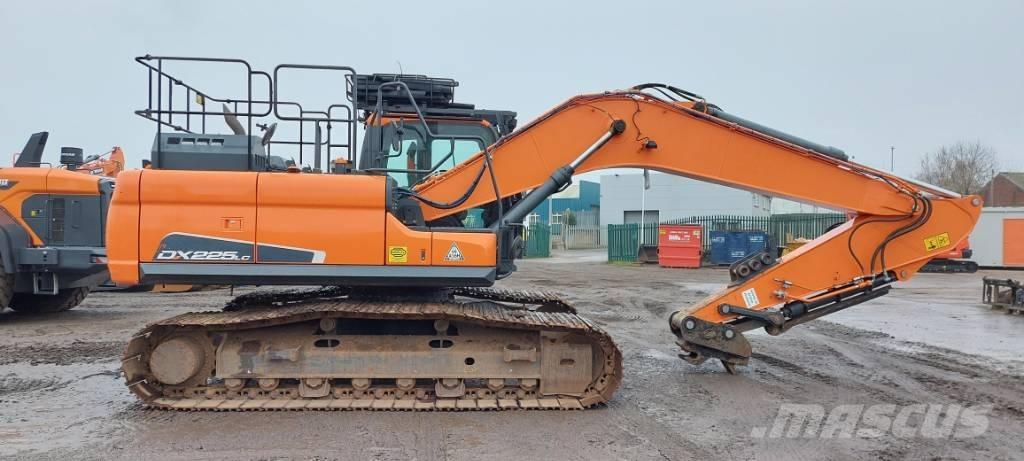 Develon DX225LC-5 Koparki gąsienicowe
