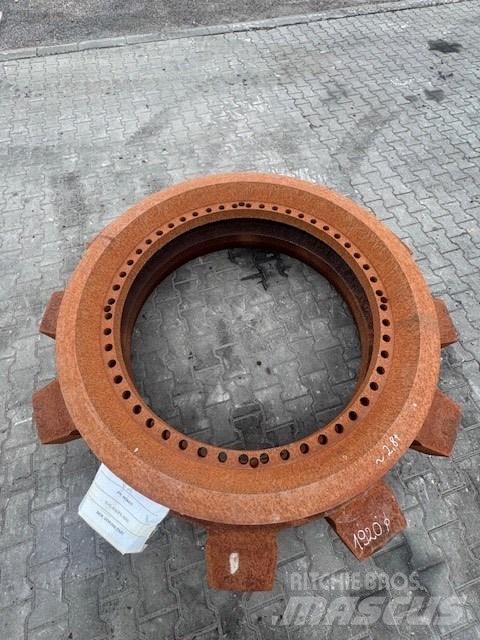 CAT 6040 SPROCKET Gąsienice, łańcuchy i podwozia