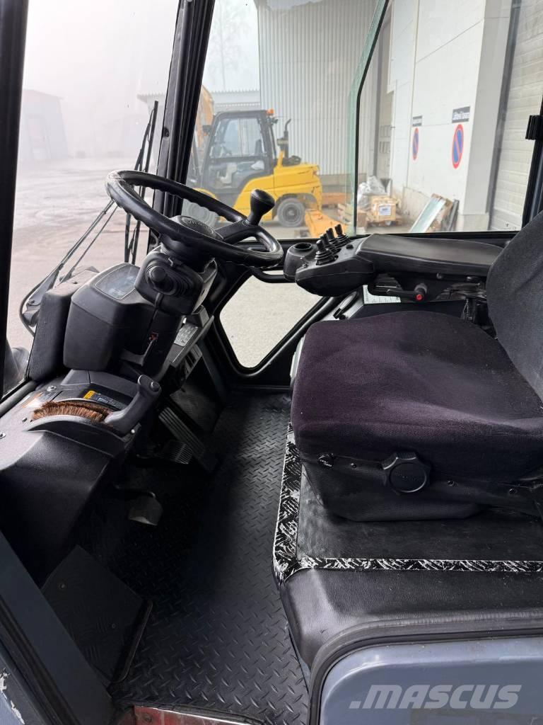 Toyota 02-7 FD 40 Wózki Diesla