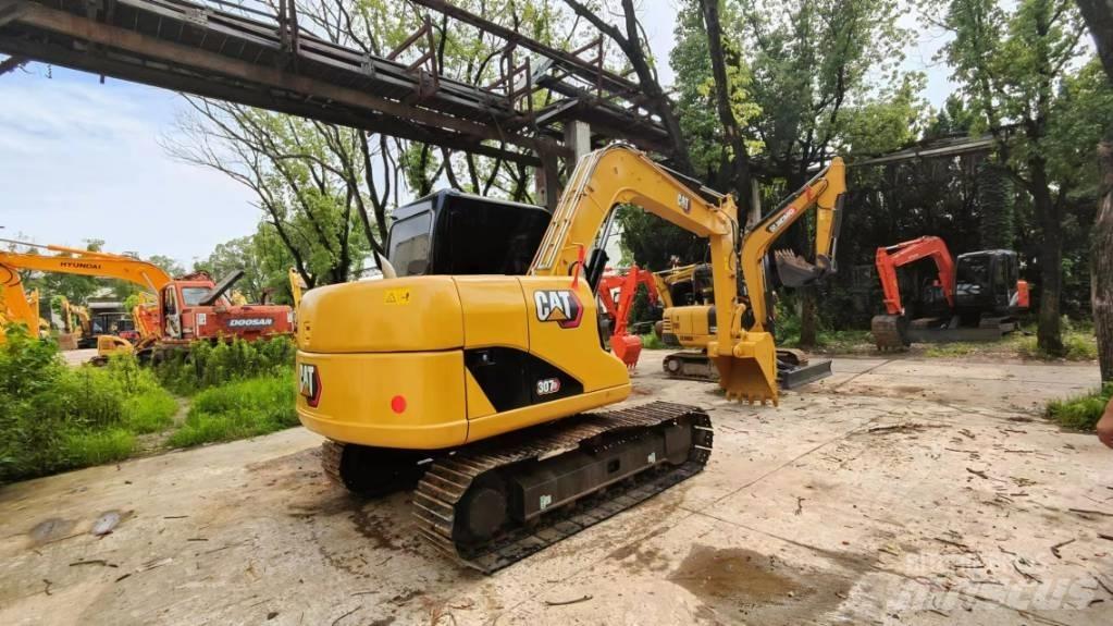 CAT 307 Koparki gąsienicowe