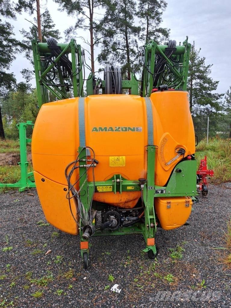 Amazone UF 1201 24M Zamontowane opryskiwacze