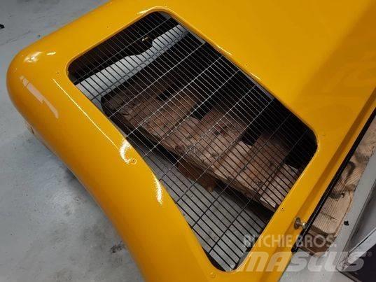 JCB 537-135 bonnet Kabiny i wnętrze