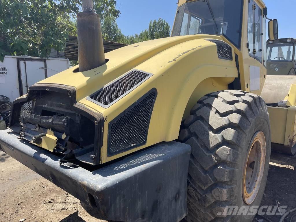 Bomag 226-4 Walce jednobębnowe