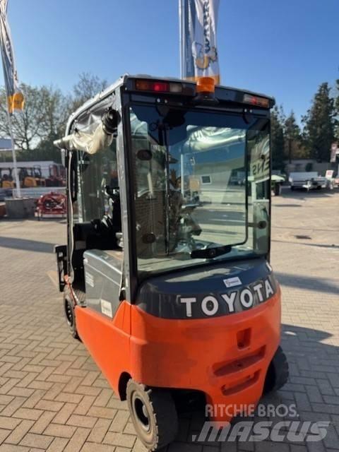 Toyota 8FBMT35 Wózki elektryczne