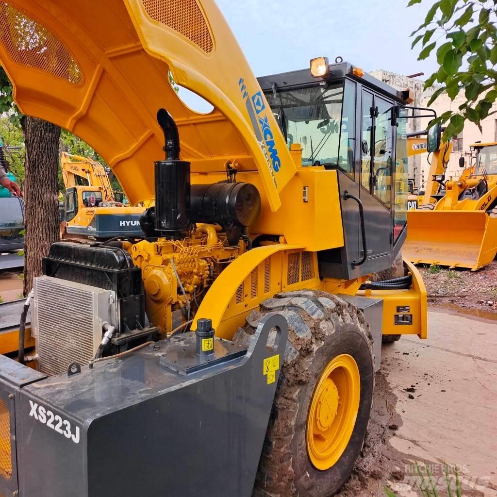 XCMG XS 223 J Walce jednobębnowe