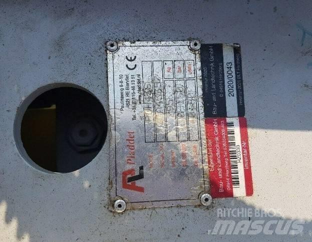 Pladdet PDH 43 Młoty hydrauliczne