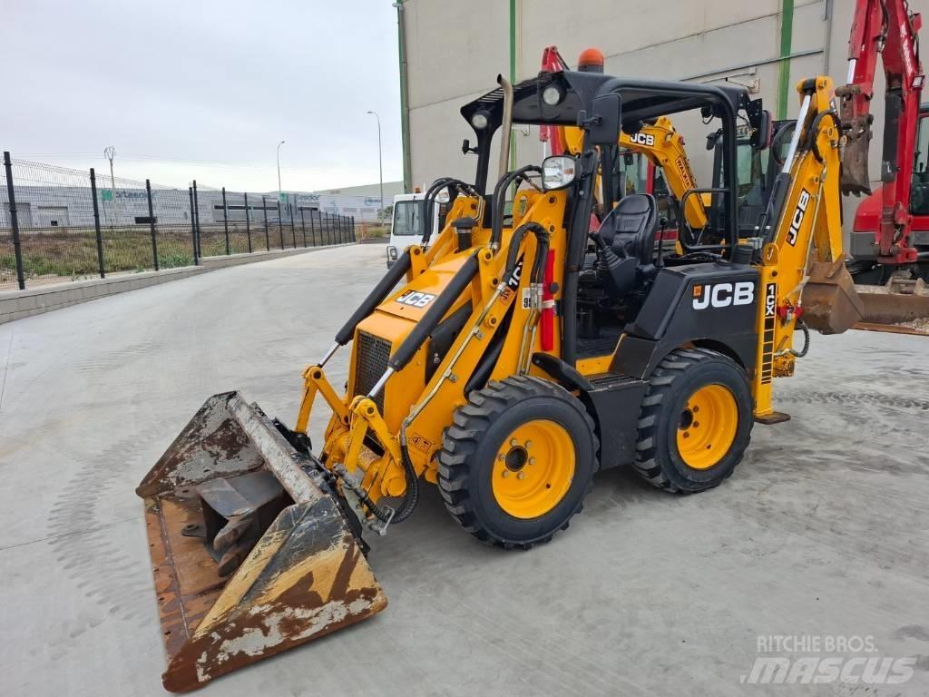 JCB 1 CX Koparko-ładowarki